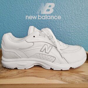 NEW BALANCE ~ Women’s 400 Sneakers ~ White 8.5 D ~ EUC